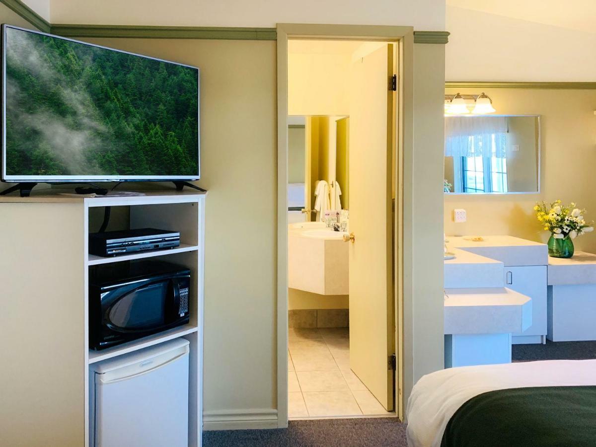 Motel La Cheminee Сен-Жером Екстериор снимка